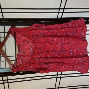 *3 for $10*  Eddie Bauer fun scoop neck blouse